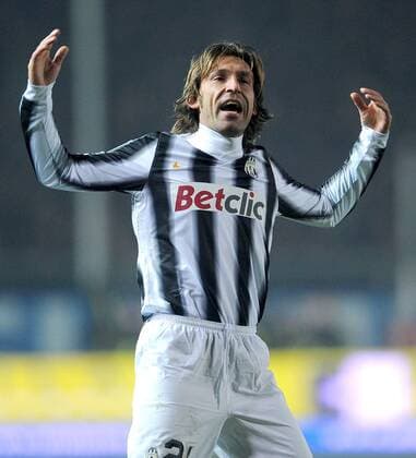 FUSSBALL INTERNATIONAL SERIE A SAISON 2011 2012 Atalanta - Juventus Turin 21.01.2012 Andrea Pirlo (Juventus Turin) 