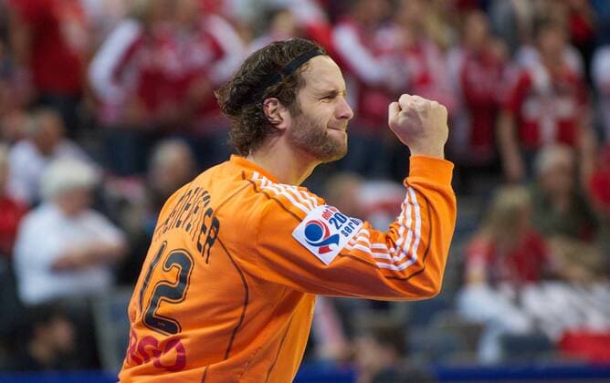 Handball Belgrad (SRB) 25.01.2012 Europameisterschaften der Herren Männer 2012 Hauptrunde Gruppe A Polen (POL) - Deutschland (GER) Silvio Heinevetter (Deutschland, TW, No. 12)