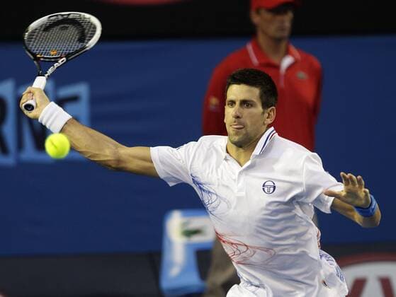 Australian Open 2012, Melbourne Park,ITF Grand Slam Tennis Tournament, Novak Djokovic (SRB),Aktion,Einzelbild,Halbkörper,Querformat
