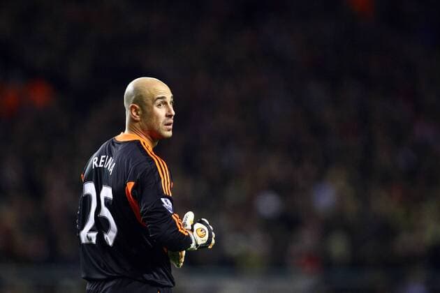 Football - Carling Cup Semi-Final Second Leg - Liverpool vs. Manchester City Pepe Reina of Liverpool at Anfield 