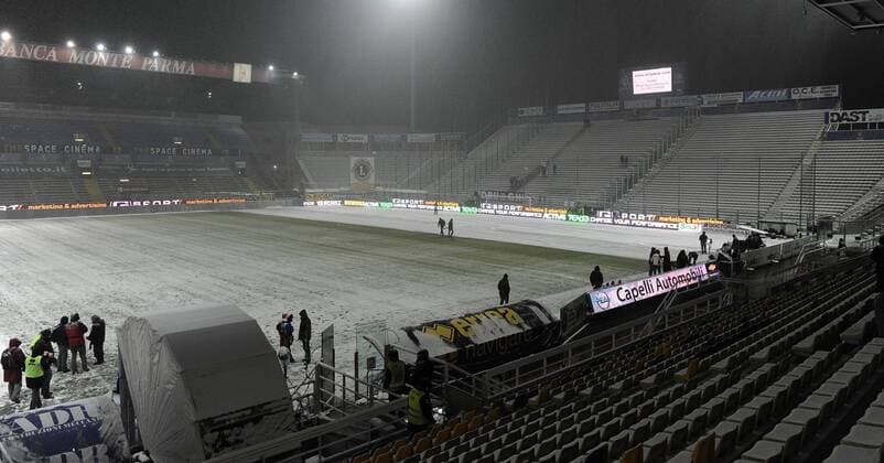 Spielabsage in Parma aufgrund der Wetterbedingungen - Ennio Tardini Stadion, Heimspielstätte des FC Parma 