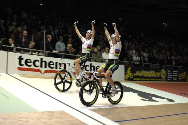 Die Sieger des 101. Berliner Sechstagerennen - Cameron MEYER und Leigh HOWARD ( beide Australien ) - Event: 101. Berliner Sechstagerennen - Berlin Sixdays - 2012 - Location: Velodrom Berlin - Berlin - Deutschland - Europa - Datum: 26.-31.01.2012 - Contact