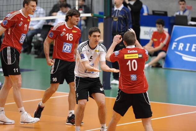 Freude bei Nikola ROSIC (VfB Friedrichshafen). Action,Aktion Volleyball, 1. Bundesliga, Männer, 2012 CEV Volleyball, Achtelfinale, 01.02.2012