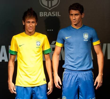 Neymar e Ganso - präsentieren die neuen Trikots der brasilianischen Nationalmannschaft - Rio de Janeiro - 03 02 2012. x(11)xCelsoxPupox xFotoarenax  (8171)