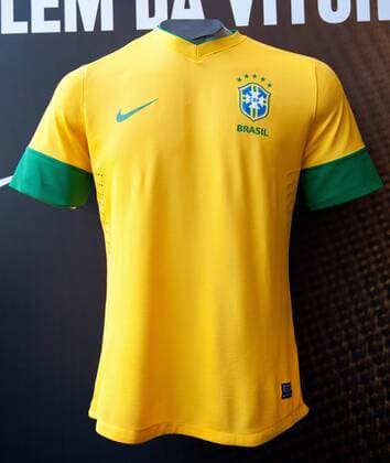 Neues Heimtrikot der brasilianischen Nationalmannschaft - Rio de Janeiro RJ, Brasil - 03 02 2012. x(11)xCelsoxPupox xFotoarenax  (8171)