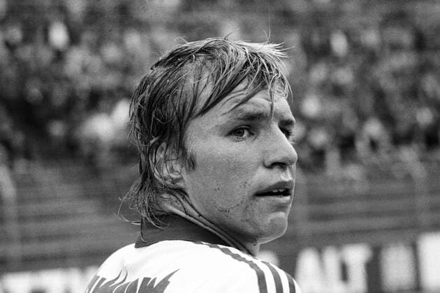 Bernd Förster (Stuttgart) - Fortuna Düsseldorf vs VfB Stuttgart