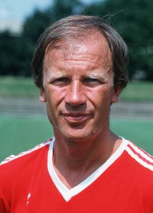 Fussball VfB Stuttgart Trainer Helmut Benthaus Saison 1983 1984