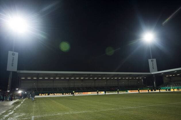 Deutschland, Kiel, Holstein Stadion, Fussball, DFB Pokal, Viertelfinale, Saison 2011 2012, Holstein Kiel Stadion