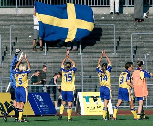 Fussball Europameisterschaft Frauen 2001 Halbfinale Daenemark vs. Schweden Feature Schweden