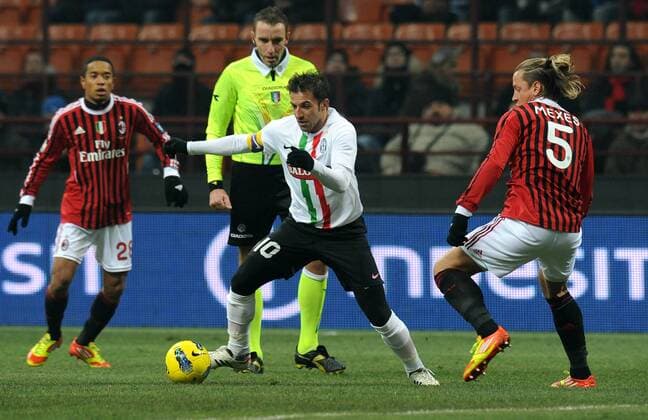 Philippe MEXES (Milan), Alessandro DEL PIERO (Juventus) Milano 8 02 2012 Stadio Giuseppe Meazza Coppa Italia 2011 2012 Football Calcio Milan Vs Juventus allexsabba