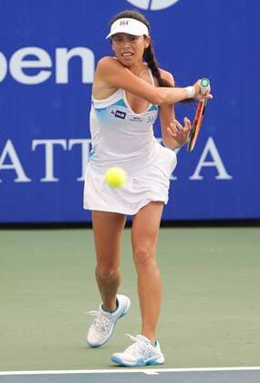 PTT Pattaya Open 2012,WTA Tennis Turnier, International Series, Dusit Resort in Pattaya, Thailand, Su-Wei Hsieh (TPE),Aktion, Einzelbild,,Hochformat,