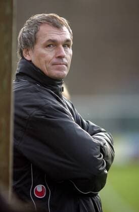 Fussball Herren Oberliga SG Sonnenhof Großaspach - TSV Schwieberdingen : Trainer Hans Jürgen Boysen (SG)