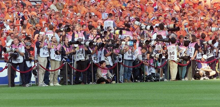 Fussball Europameisterschaft EURO 2000 Medien TV Photo Kameras Fernsehen