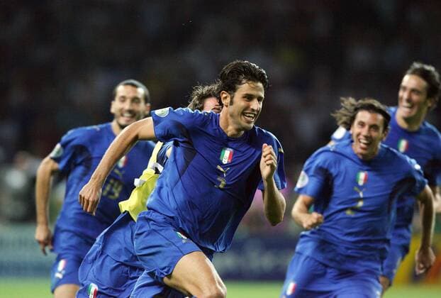 Fussball Herren FIFA WM Weltmeisterschaft 2006 Italien - Frankreich: Weltmeister Italien: Jubel nach dem entscheidenen Elfmeter: Jubel Torschütze Fabio Grosso