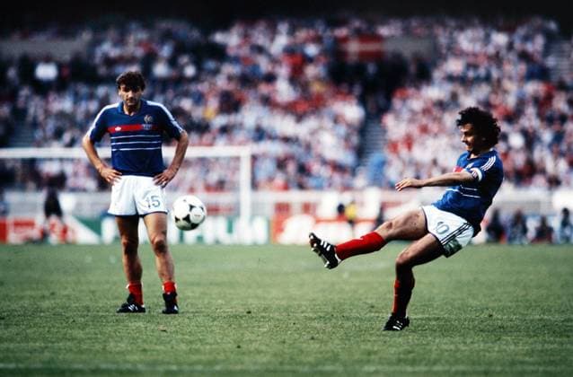 Fußball, EM Finale 1984 in Paris, Frankreich - Spanien Fussball EM Europameisterschaft Euro 84 1984 rechts: Michel Platini ( Frankreich ) {