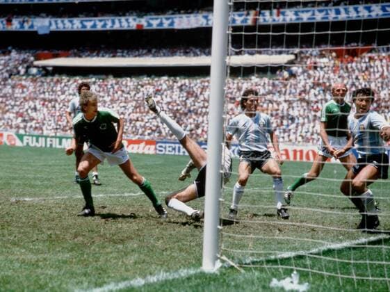 Fussball WM Weltmeisterschaft 1986 Deutschland - Argentinien Rudi Völler Voeller 2 : 2