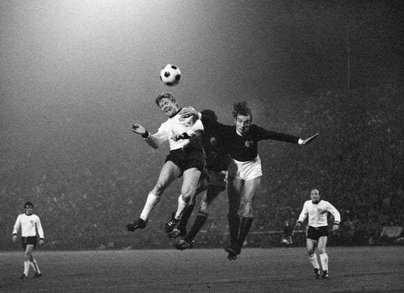 Laenderspiel Deutschland - Schottland von links: Helmut Haller 22 . 10 . 1969