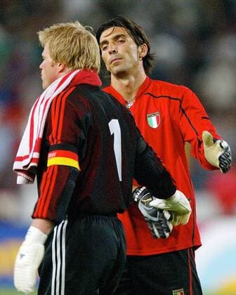 Fussball Länderspiel Deutschland vs. Italien v.l. Oliver Kahn , Gianluigi Buffon