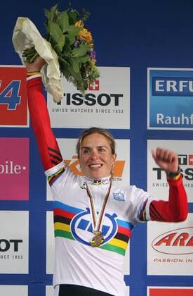 BAU Fahrrad Rad Weltmeisterschaft 2007 UCI Roard World Championships Stuttgart: Einzelzeitfahren Frauen: Weltmeisterin im Einzelzeitfahren Hanka Kupfernagel (GER) {