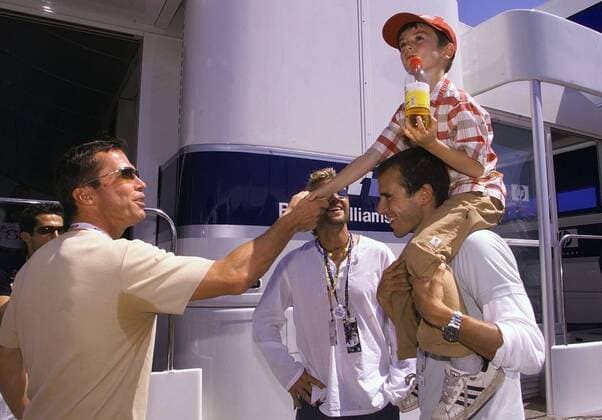 Motorsport Formel 1 Grosser Preis von Deutschland Hockenheim 2002 v.l.:Lothar Matthäus, Mehmet Scholl,Thorsten Fink