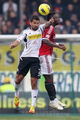 MARIO ALBERTO SANTANA (Cesena) SULLEY ALI MUNTARI (Milan) - Cesena, 19 02 2012 - Serie A 2011 2012 - AC Cesena Vs AC Milan lucaxpagliaricci