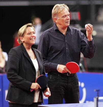 Tischtennis 1. Bundesliga 25.10.08 in der Porsche Arena in Stuttgart TTF Ochsenhausen - Borussia Düsseldorf von links: Dr. Susanne EISENMANN - Volker FINKE