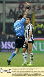 Serie A AC Milan - Juventus Turin: Arturo Vidal 