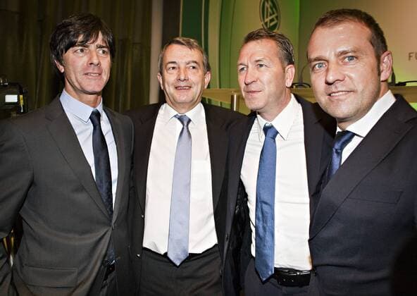 Frankfurt, 02.03.2013, Pressekonferenz Trainer Joachim Löw (Deutschland), DFB Präsident Wolfgang Niersbach, Torwart-Trainer Andreas Köpke (Deutschland), Assistenz-Trainer Hans-Dieter Flick (Deutschland) Ausserordendlicher DFB- Bundestag mm