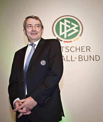 Frankfurt, 02.03.2013, Pressekonferenz Wolfgang Niersbach Ausserordendlicher DFB- Bundestag mm