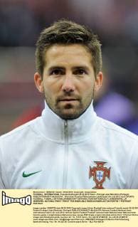 FUSSBALL INTERNATIONAL Freundschaftsspiel 29.02.2012 Polen - Portugal Joao Moutinho (Portugal) 