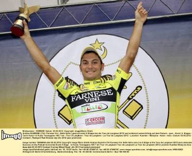 Andrea GUARDINI ( ITA Farnese Vini - Selle Italia ) gewinnt seine 5 Etappe bei der Tour de Langkawi 2012 und zelebriert seinen Erfolg auf dem Podium - quer - Event: 9. Etappe - Tasik Kenyir to Kuala Terengganu 165.7 km - Tour of Langkawi - Tour de Langkawi - Le Tour de Langkawi 2012 - Location: Kuantan - Malaysia - Asien - Asia - Datum: 03.03.2012 - Contact