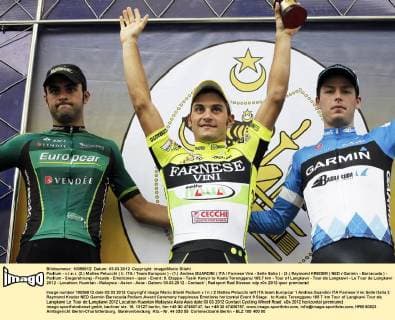 Podium - v.l.n.r. (2.) Matteo Pelucchi ( li. ITA Team Europcar ) - (1.) Andrea GUARDINI ( ITA Farnese Vini - Selle Italia ) - (3.) Raymond KREDER ( NED Garmin - Barracuda ) - Podium - Siegerehrung - Freude - Emotionen - quer - Event: 9. Etappe - Tasik Kenyir to Kuala Terengganu 165.7 km - Tour of Langkawi - Tour de Langkawi - Le Tour de Langkawi 2012 - Location: Kuantan - Malaysia - Asien - Asia - Datum: 03.03.2012 - Contact