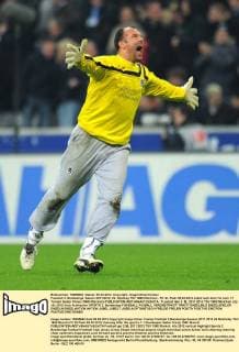 Fussball 2. Bundesliga: Saison 2011 2012, 24. Spieltag TSV 1860 München - FC St. Pauli 05.03.2012 Jubel nach dem Tor zum 1:1 Torwart Gabor Kiraly (1860 München) 