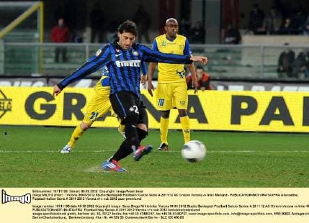 Diego MILITO (Inter) Verona 09 03 2012 Stadio Bentegodi Football Calcio Serie A 2011 12 AC Chievo Verona vs Inter Mailand - allexsabba