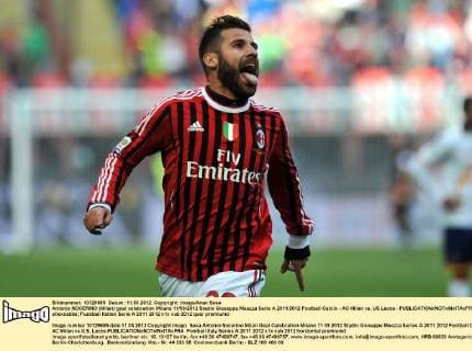 Antonio NOCERINO (Milan) goal celebration Milano 11 03 2012 Stadio Giuseppe Meazza Serie A 2011 2012 Football Calcio - AC Milan vs. US Lecce - allexsabba