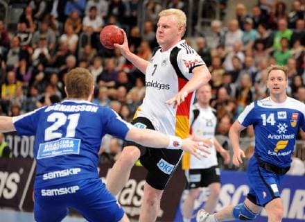 Mannheim, SAP-Arena 14.3.2012 Männer, Handball, Länderspiel Deutschland vs Island 33 - 22 Patrick WIENCEK, GER