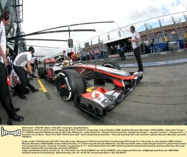 Motorsports: FIA Formula One World Championship 2012, Grand Prix of Australia, 4 Lewis Hamilton (GBR, Vodafone McLaren Mercedes), xHOCHxZWEIx