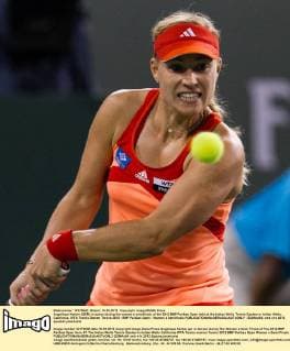 Angelique Kerber (GER) in action during the women s semifinals of the 2012 BNP Paribas Open held at the Indian Wells Tennis Garden in Indian Wells, California. WTA Tennis Damen Tennis 2012 - BNP Paribas Open - Women s Semifinals - ZUMAx54