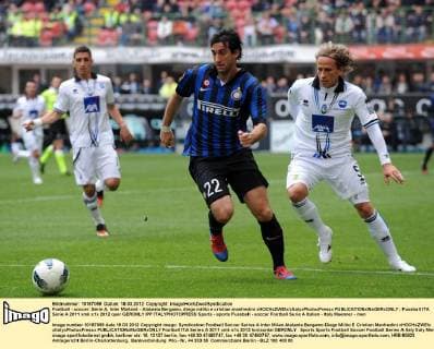 Football - soccer: Serie A, Inter Mailand - Atalanta Bergamo, diego milito e cristian manfredini xHOCHxZWEIx xItalyxPhotoxPressx 
