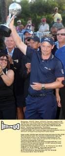 18 MAR 2012: Luke Donald holds the Transitions Championship Trophy after the final round of play of the Transitions Championship at the Innisbrook Resort in Palm Harbor, Florida. GOLF: MAR 18 PGA Golf Herren - Transitions Championship - Final Round Icon357120318560 EDITORIAL USE ONLY