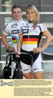 Pressegespräch Team Spirit GmbH vor WM in Melbourne Erfurt , 210312 , Atrium der Stadtwerke , Pressegespräch der Team Spirit GmbH zur WM-Teilnahme von Kristina Vogel und Rene Enders in Melbourne , dem letzten internationalen Show-down vor den Olympischen Spielen in London 2012 im Bild Rene Enders und Kristina Vogel