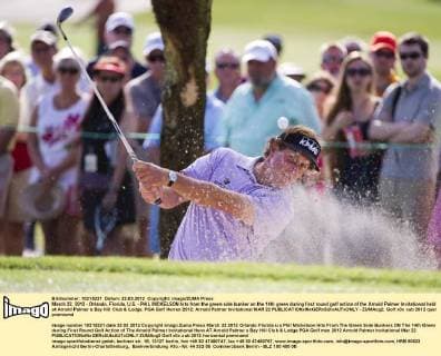 March 22, 2012 - Orlando, Florida, U.S. - PHIL MICKELSON hits from the green side bunker on the 14th green during first round golf action of the Arnold Palmer Invitational held at Arnold Palmer s Bay Hill Club & Lodge. PGA Golf Herren 2012: Arnold Palmer Invitational MAR 22 - ZUMAcg2