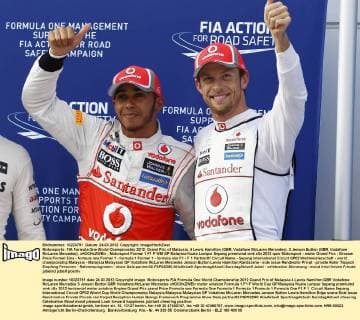 Motorsports: FIA Formula One World Championship 2012, Grand Prix of Malaysia, 4 Lewis Hamilton (GBR, Vodafone McLaren Mercedes), 3 Jenson Button (GBR, Vodafone McLaren Mercedes), xHOCHxZWEIx