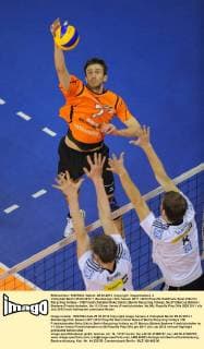 Volleyball Berlin 25.03.2012 1. Bundesliga DVL Saison 2011 2012 Playoffs Halbfinale Spiel 2 Berlin Recycling Volleys - VfB Friedrichshafen Roko Sikiric (Berlin Recycling Volleys, No.07) Marcus Böhme Boehme (Friedrichshafen, No.11) Oliver Venno (Friedrichshafen, No.08)