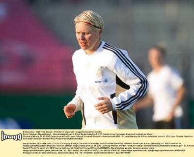 Doris Fitschen (Deutschland) - Abschiedsspiel von B. Prinz Deutschland vs.1. FFC Frankfurt im Volksbank Stadion Frankfurt am Main - Einzelbild,Aktion,27.03.2012,Deutschland,Frau,Frauen,Fußball