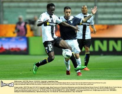 Francelino MATUZALEM (Lazio), Mc Donald MARIGA (Parma) Parma 31 03 2012 Stadio Ennio Tardini Serie A 2011 2012 Football Calcio Parma Vs Lazio allexsabba