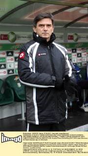 WARSZAWA 07.04.2012 T MOBILE EKSTRAKLASA LEGIA VARSZAWA VS RUCH CHORZOW - WALDEMAR FORNALIK - POLISH POLAND FOOTBALL T MOBILE LEAGUE SEASON 2011 2012  AM070412_69