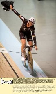 (120408) -- MELBOURNE, April 8, 2012 (Xinhua) -- Alison Shanks of New Zealand celebrates after winning the women s individual pursuit competition at 2012 UCI Track Cycling World Championships in Melbourne, Australia , on April 8, 2012. Shanks claimed the title of the event with a time of 3:30.199. (Xinhua Bai Xue) AUSTRALIA-MELBOURNE-UCI-TRACK CYCLING-WORLD CHAMPIONSHIPS 