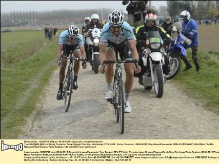 Tom BOONEN (BEL) et Nicky Terpstra- Team Omega Pharma - Quickstep CYCLISME : Paris Roubaix - 08 04 2012 PhotoNews Panoramic 