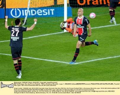 BUT ALEX (psg) - Parc des Princes Football : PSG vs Olympique Marseille - Ligue 1 - 08 04 2012 AnthonyBIBARD FEP Panoramic 